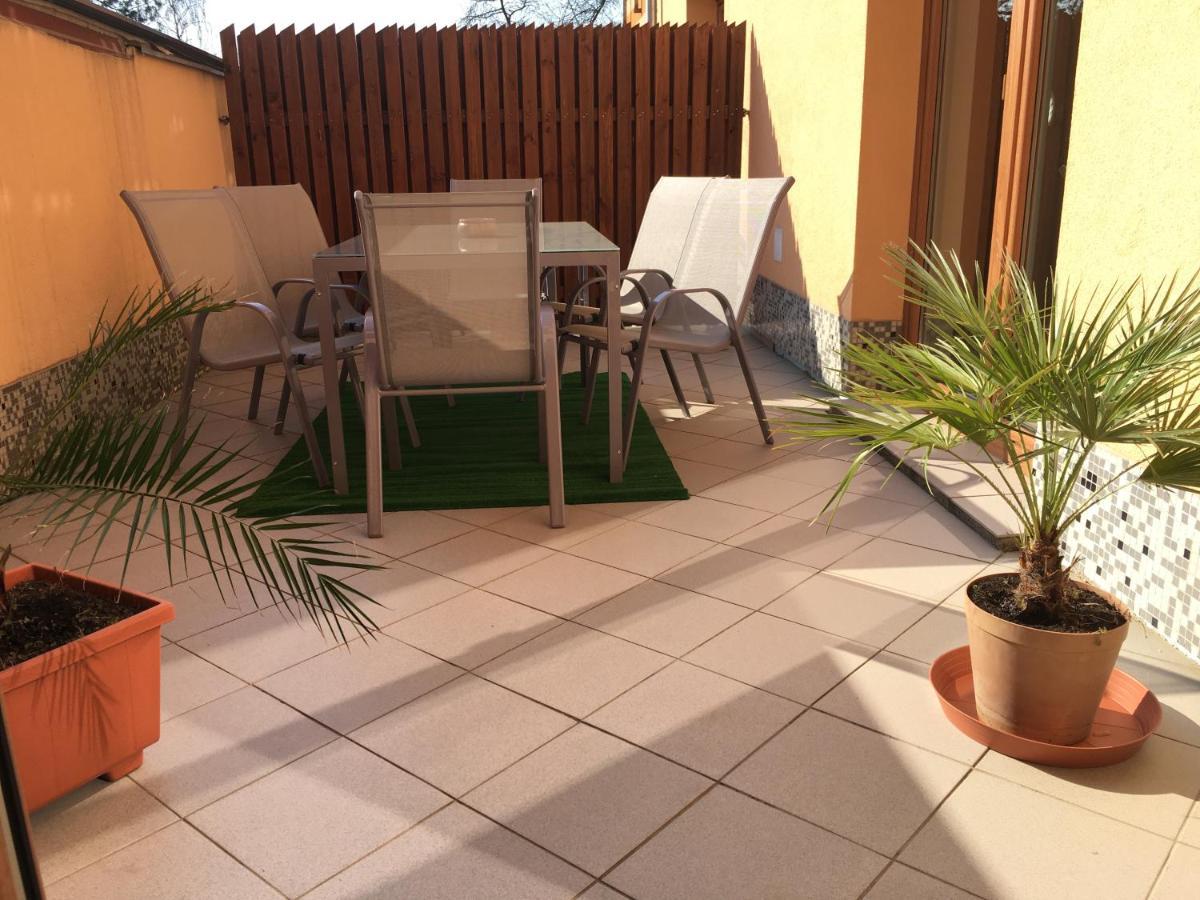 Apartman Slunecnice S Terasou Ceske Budejovice Dış mekan fotoğraf